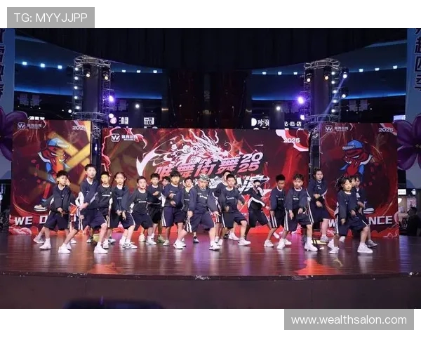 深圳街舞队战术变革引发热议街舞文化新潮流探讨 深圳街舞队战术变革引发热议街舞文化新潮流探讨