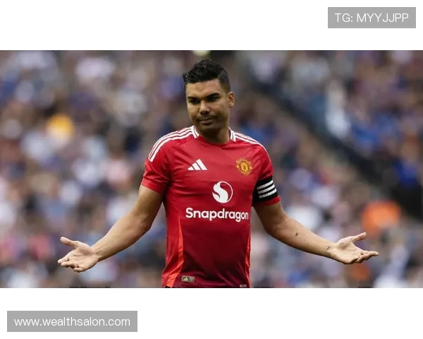 卡塞米罗的传奇之路:从巴西足球新星到世界顶级中场的蜕变与荣耀 卡塞米罗的传奇之路:从巴西足球新星到世界顶级中场的蜕变与荣耀